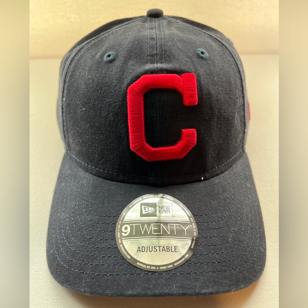 NWT CLEVELAND INDIANS ADJUSTABLE STRAP CAP HAT NEW ERA 9TWENTY BLUE CORE CLASSIC